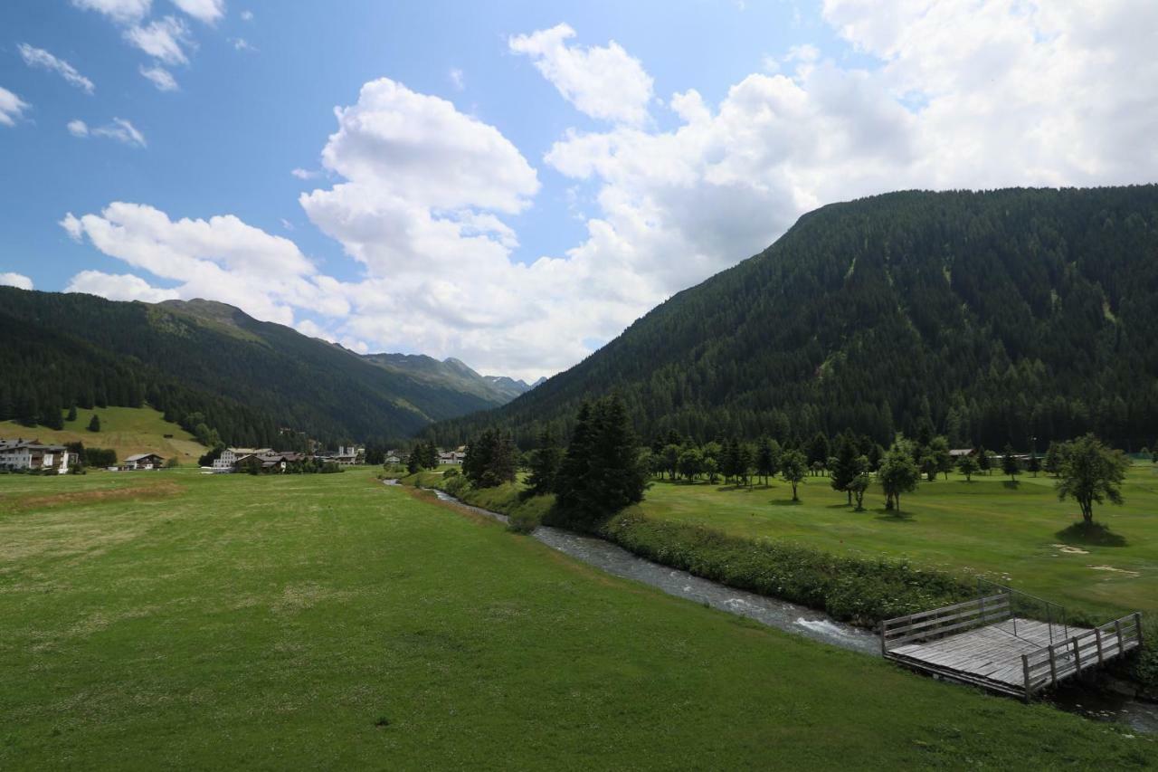 Golf Apartments - Schmid Davos Luaran gambar